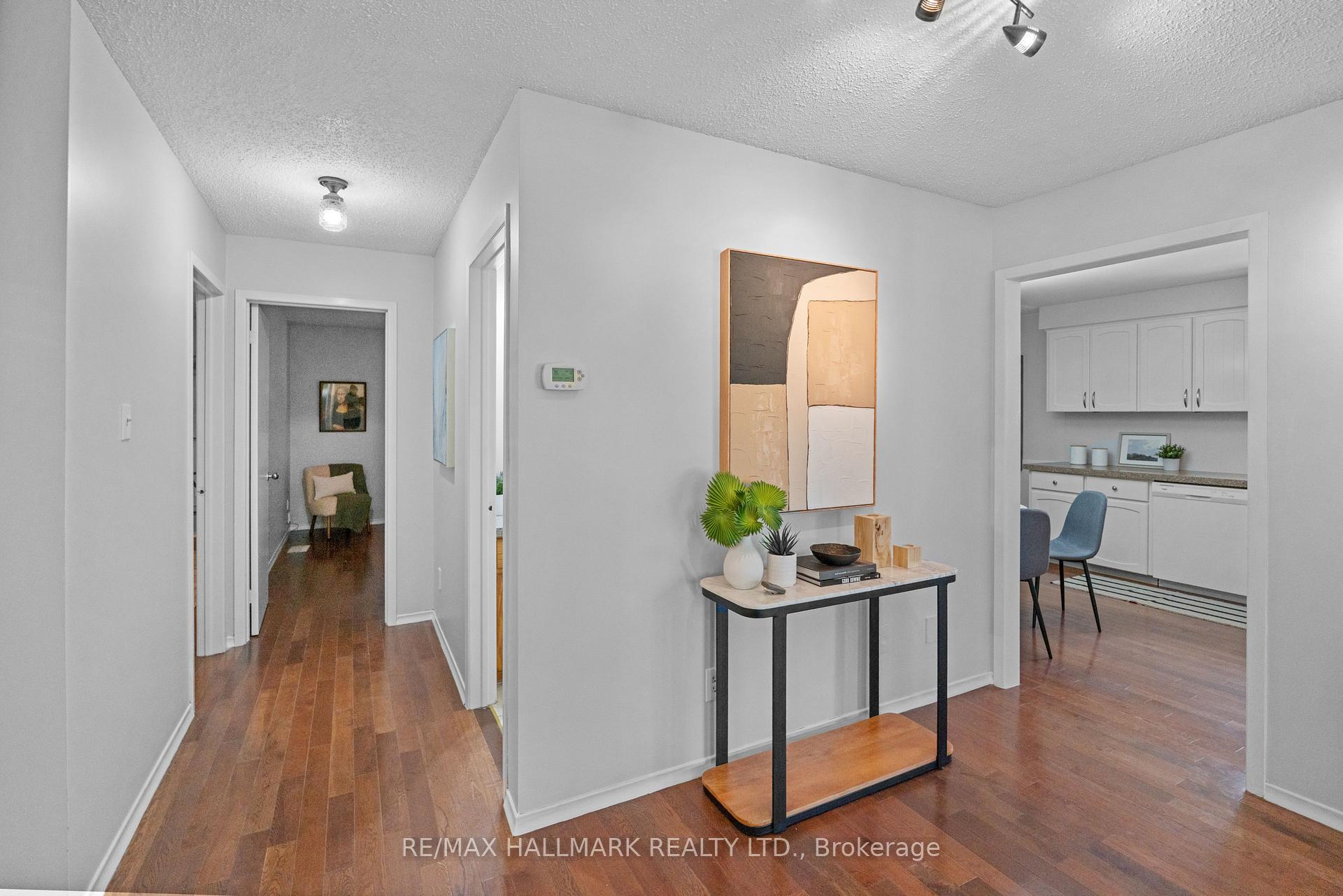 Photo 12 of 6 Youngman Drive, Guelph, Kortright West — HOMEH