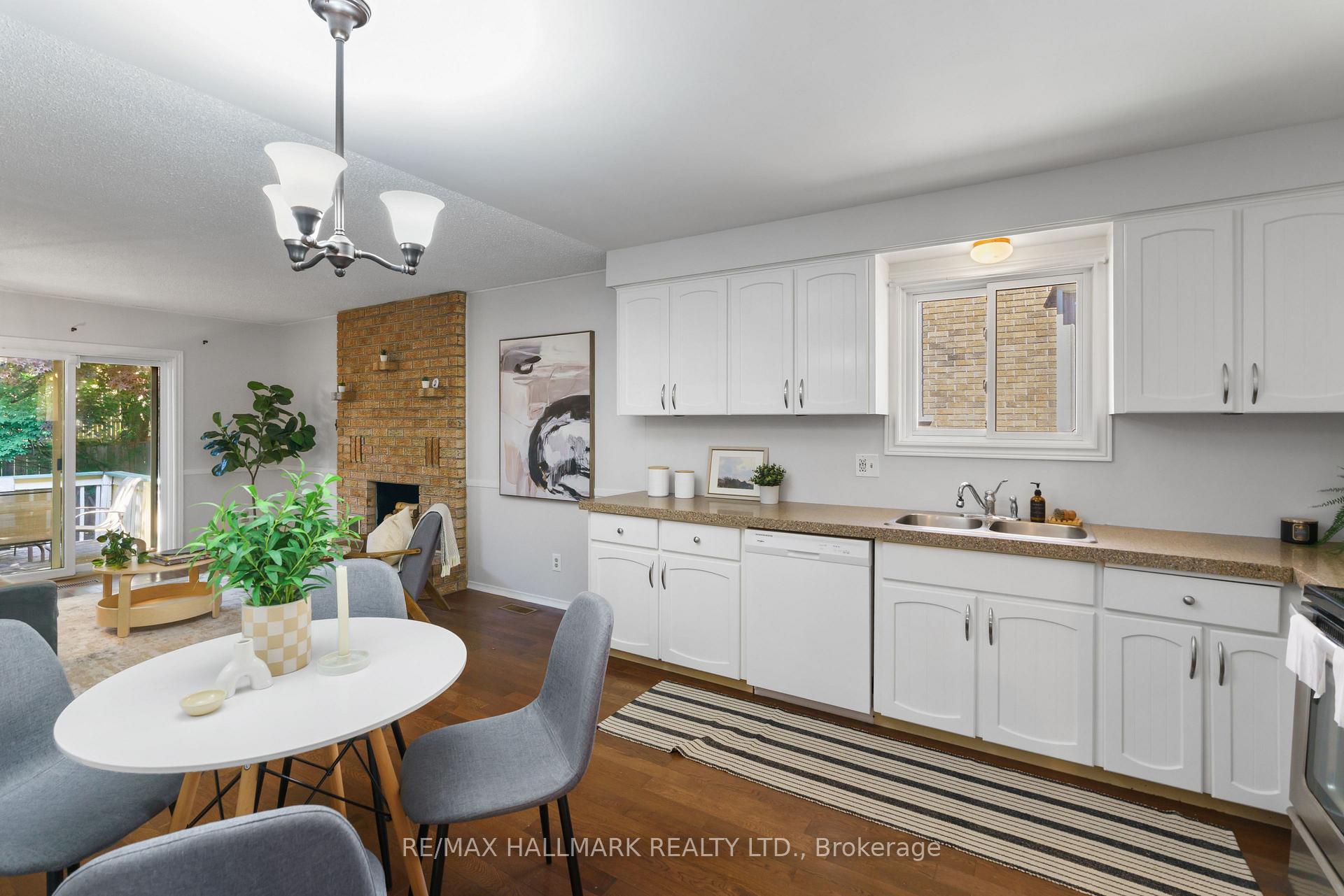 Photo 14 of 6 Youngman Drive, Guelph, Kortright West — HOMEH
