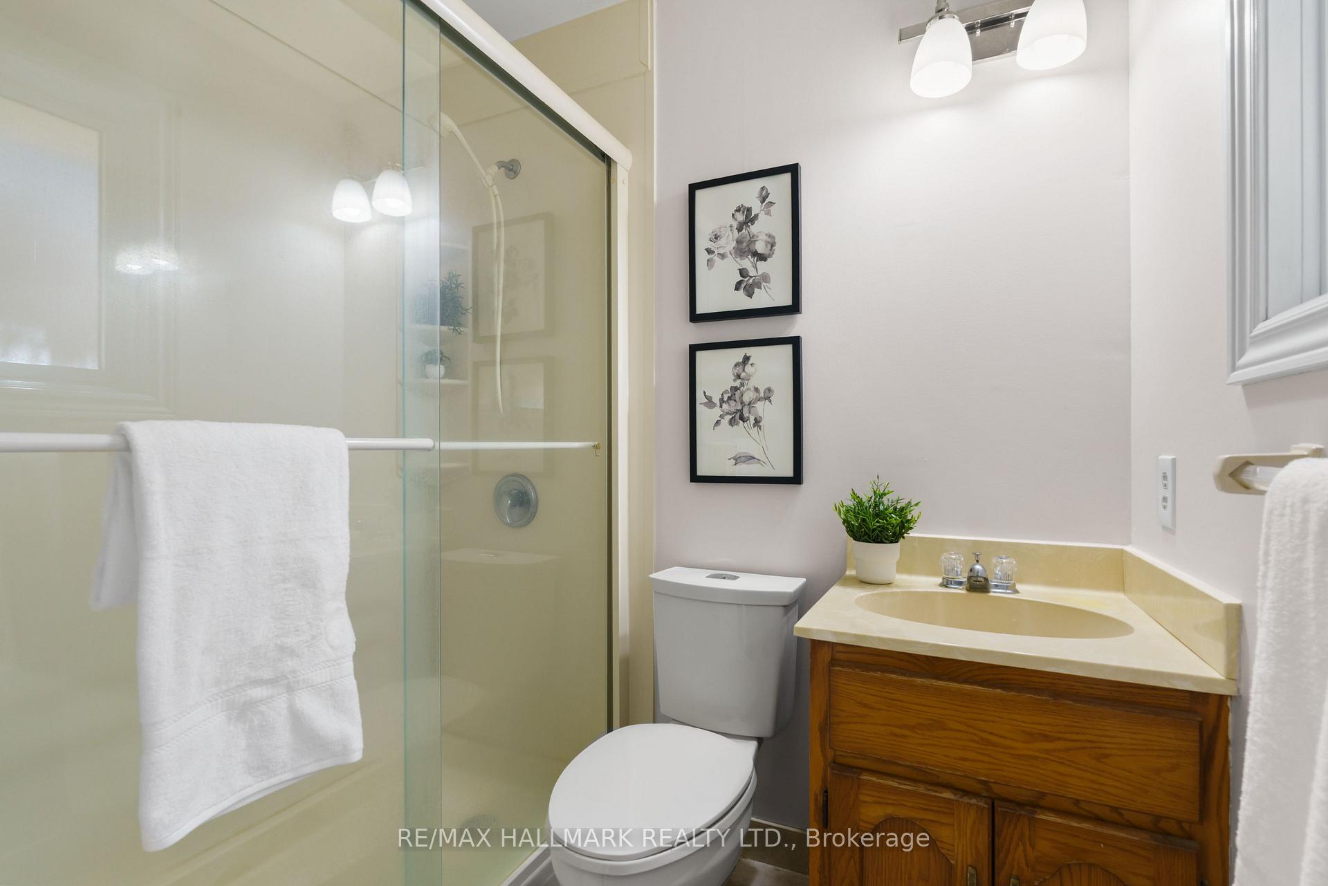 Photo 31 of 6 Youngman Drive, Guelph, Kortright West — HOMEH