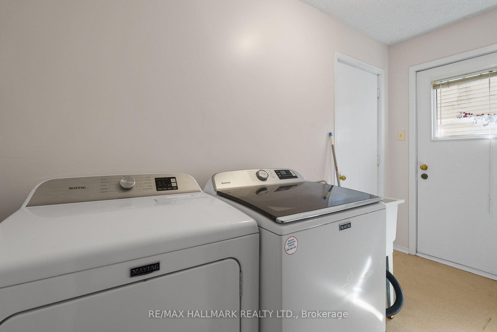 Photo 32 of 6 Youngman Drive, Guelph, Kortright West — HOMEH