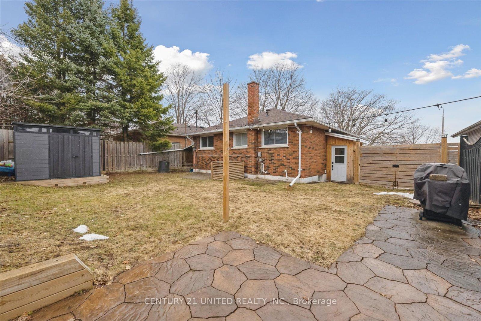 Photo 44 of 907 Rosehill Drive, Peterborough, Northcrest Ward 5 — HOMEH