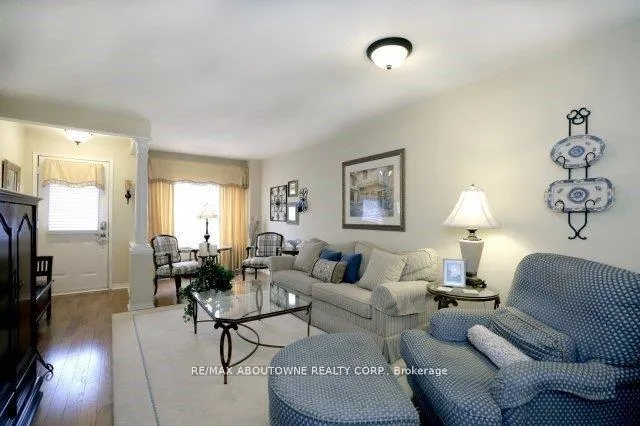 Photo 2 of 1175 Treetop Terrace, Oakville, West Oak Trails — HOMEH