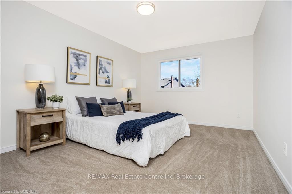 Photo 16 of 156 Harvest Drive, Milton, Bronte Meadows — HOMEH
