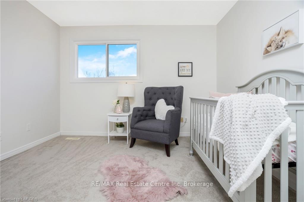 Photo 18 of 156 Harvest Drive, Milton, Bronte Meadows — HOMEH