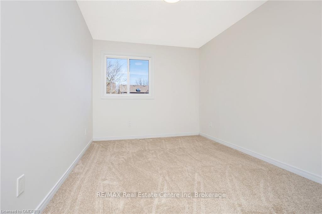 Photo 19 of 156 Harvest Drive, Milton, Bronte Meadows — HOMEH
