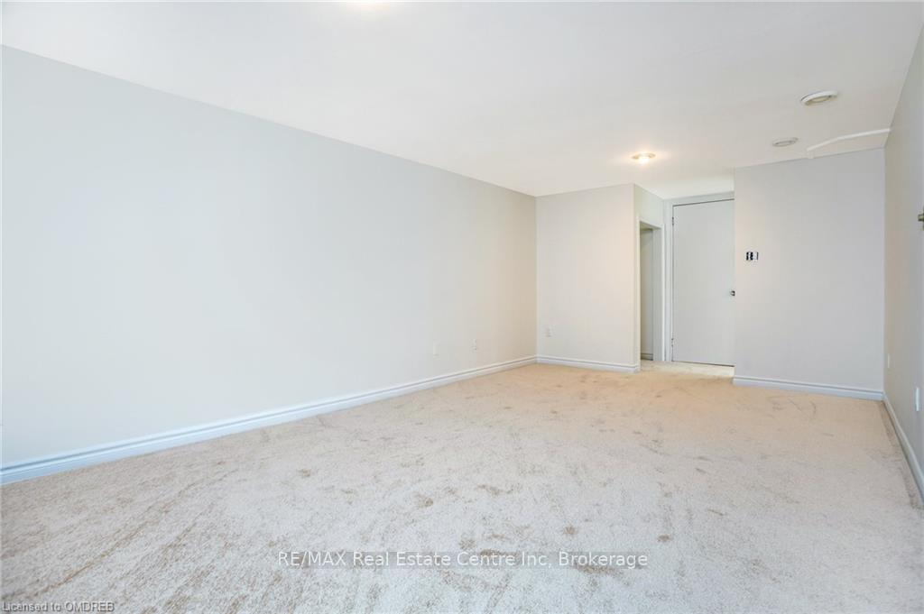 Photo 21 of 156 Harvest Drive, Milton, Bronte Meadows — HOMEH