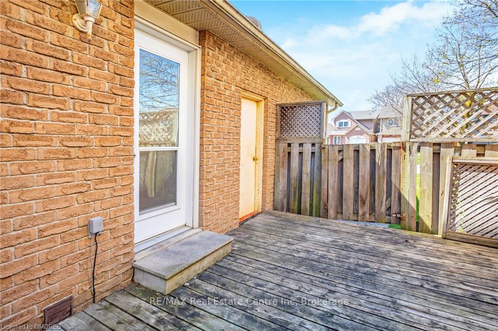 Photo 26 of 156 Harvest Drive, Milton, Bronte Meadows — HOMEH