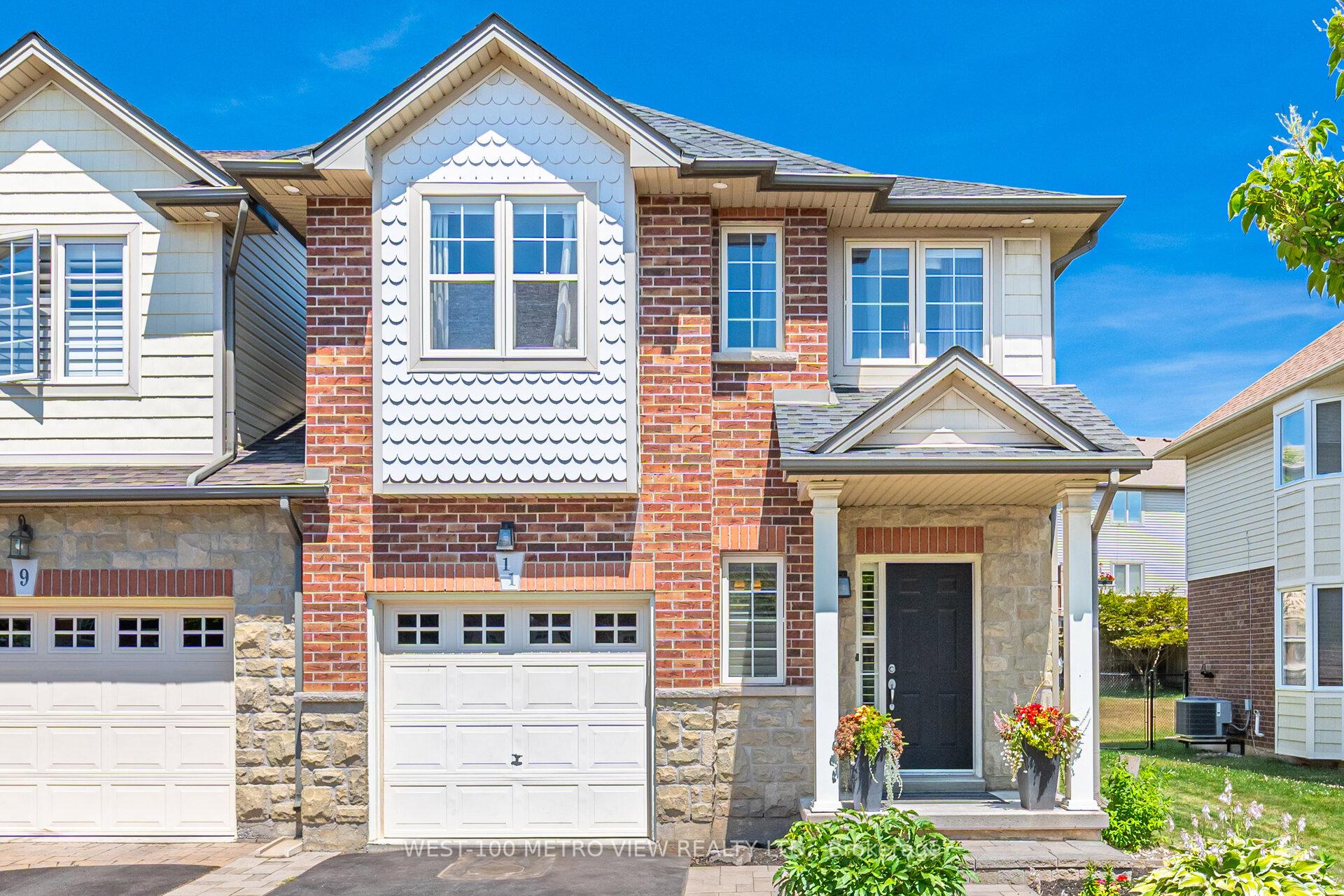 Front of 11 Brooking Court