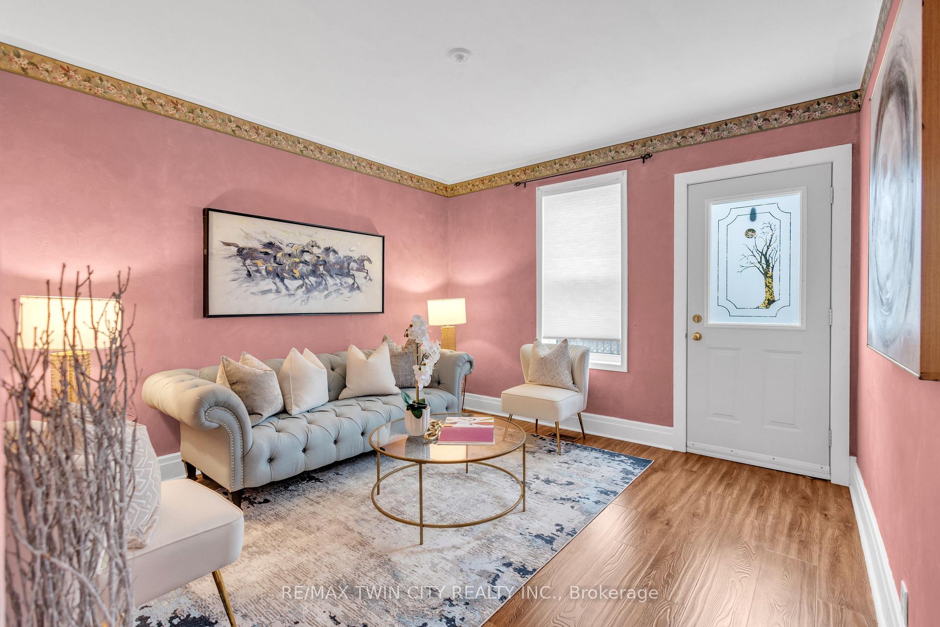Photo 5 of 124 Elizabeth Street, Guelph, St. Patrick's Ward — HOMEH