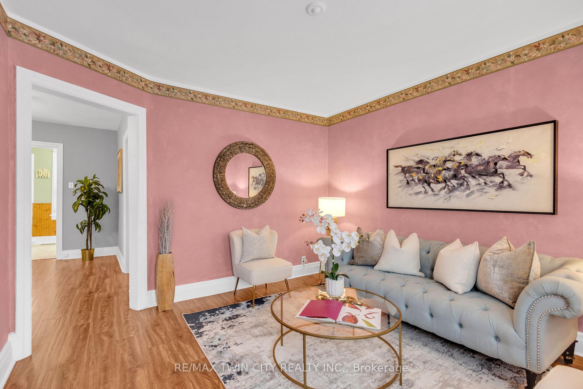 Photo 7 of 124 Elizabeth Street, Guelph, St. Patrick's Ward — HOMEH