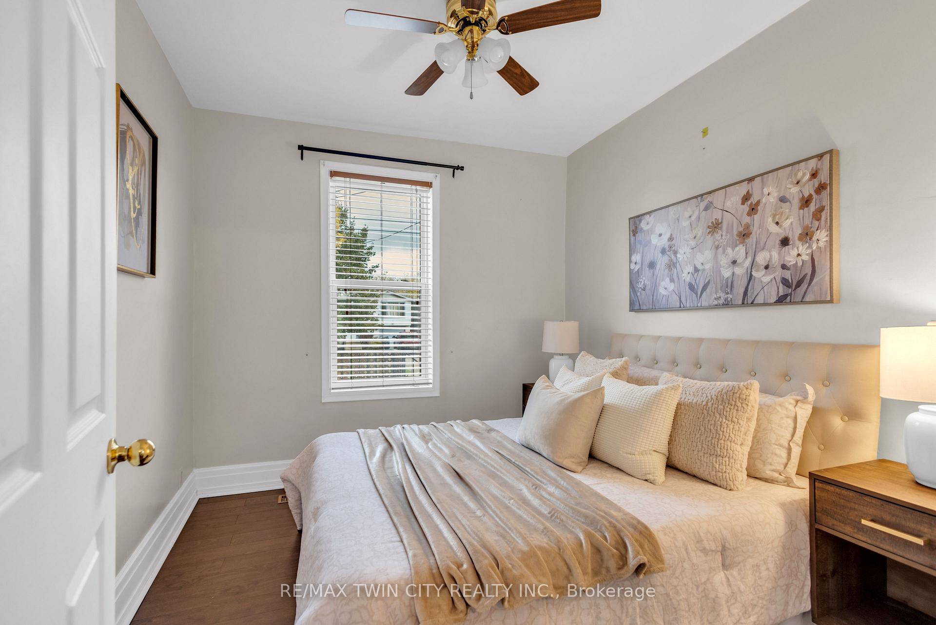Photo 10 of 124 Elizabeth Street, Guelph, St. Patrick's Ward — HOMEH