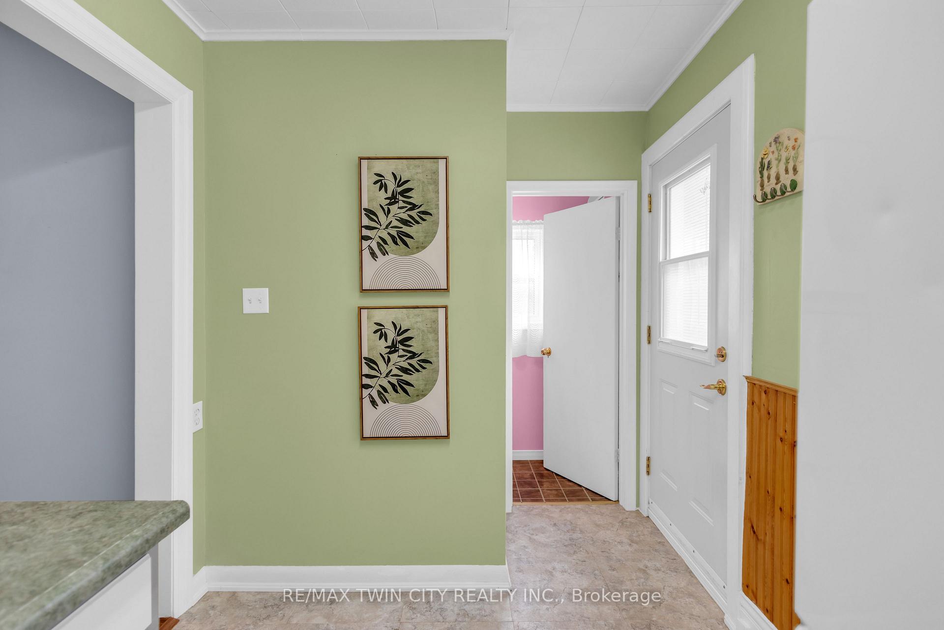 Photo 18 of 124 Elizabeth Street, Guelph, St. Patrick's Ward — HOMEH