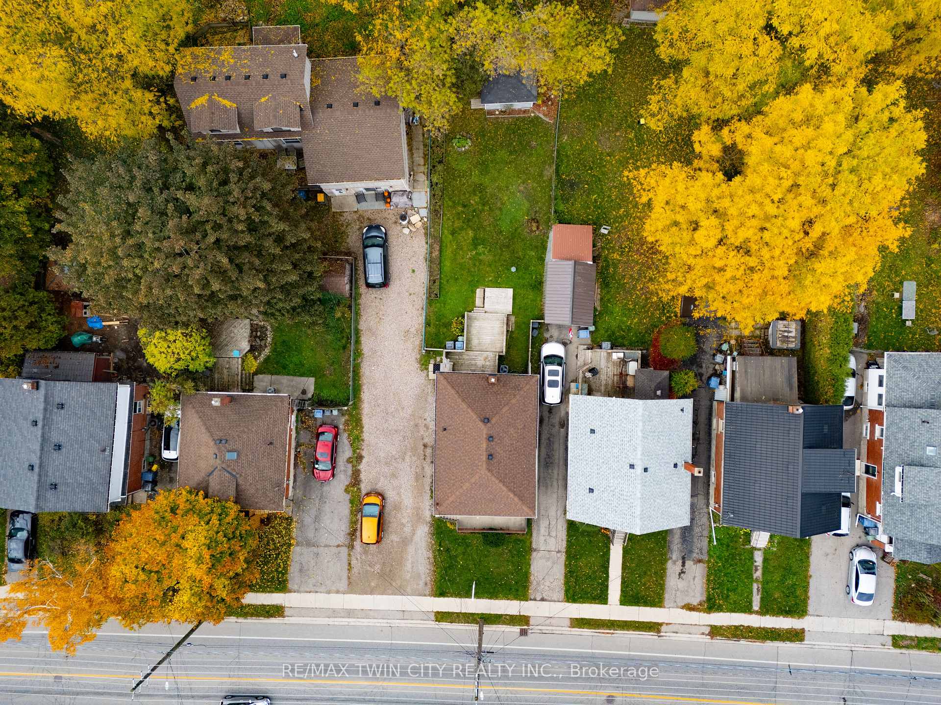 Photo 40 of 124 Elizabeth Street, Guelph, St. Patrick's Ward — HOMEH