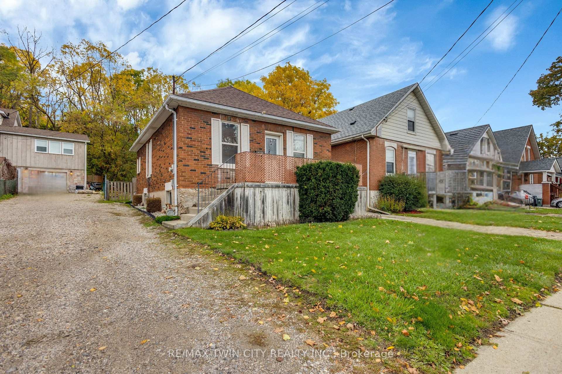 Photo 43 of 124 Elizabeth Street, Guelph, St. Patrick's Ward — HOMEH