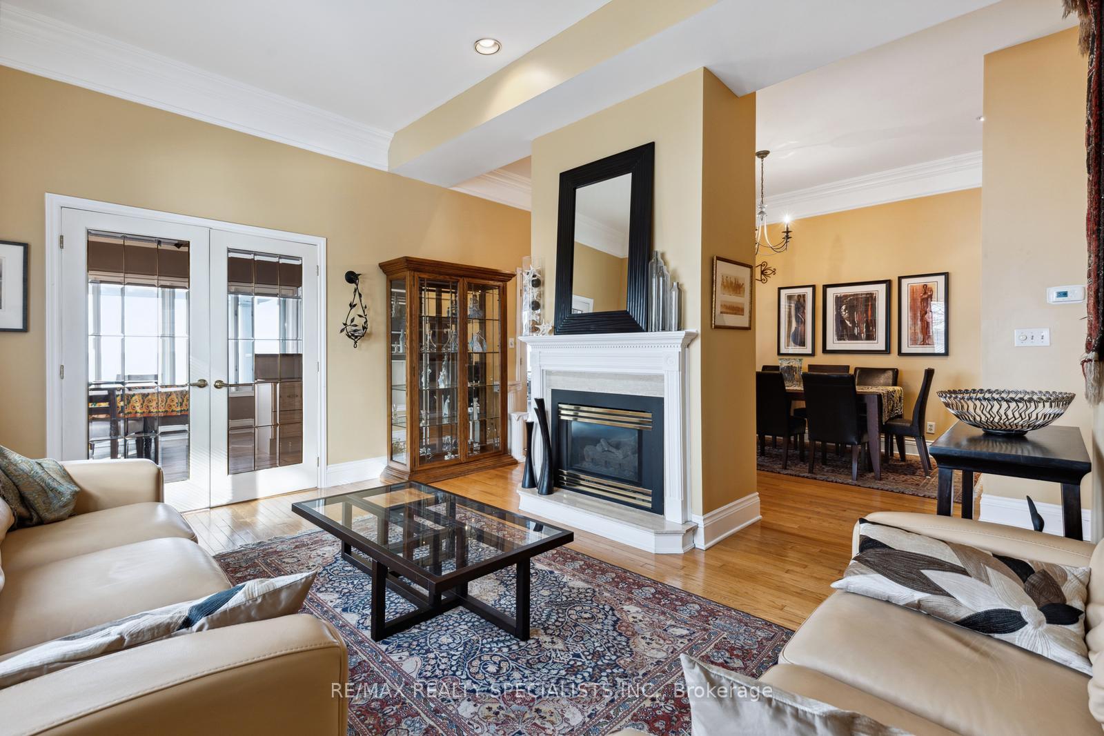 Photo 10 of 2 12th Street, Grimsby, Grimsby Beach — HOMEH