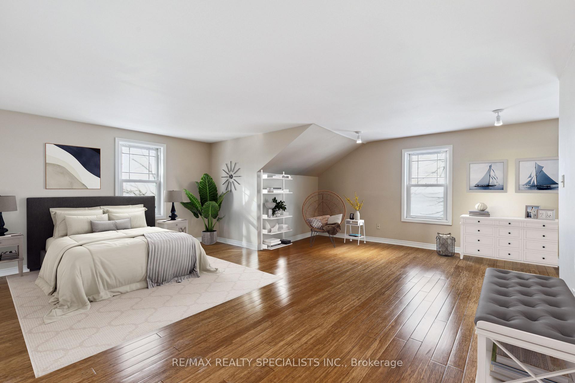 Photo 27 of 2 12th Street, Grimsby, Grimsby Beach — HOMEH