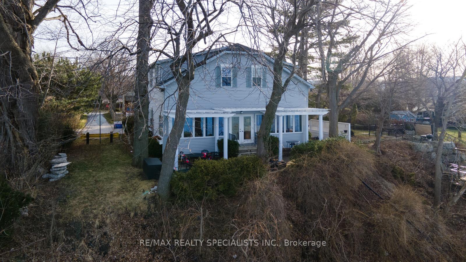 Photo 40 of 2 12th Street, Grimsby, Grimsby Beach — HOMEH