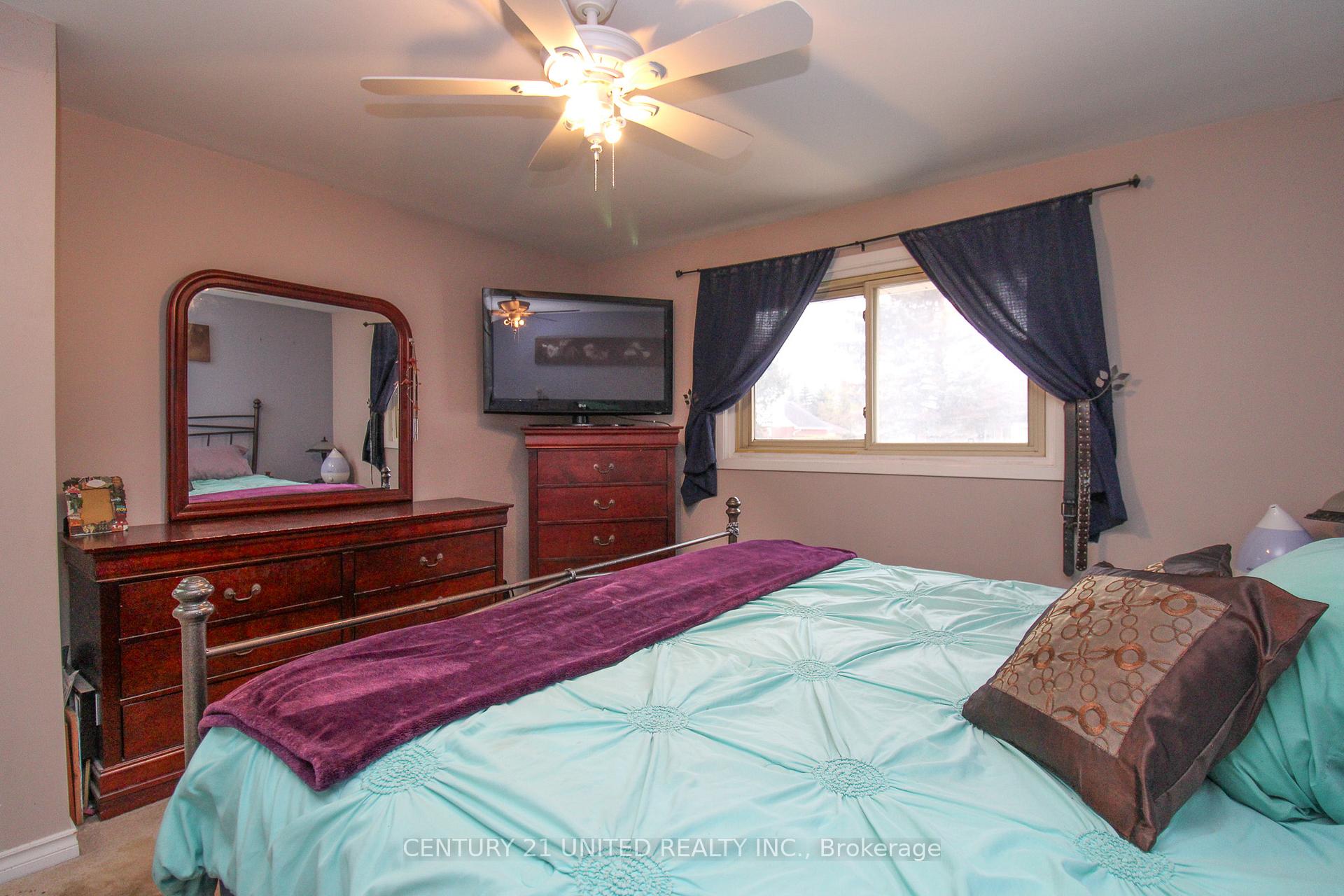 Photo 15 of 1495 Fair Avenue, Peterborough, Monaghan Ward 2 — HOMEH