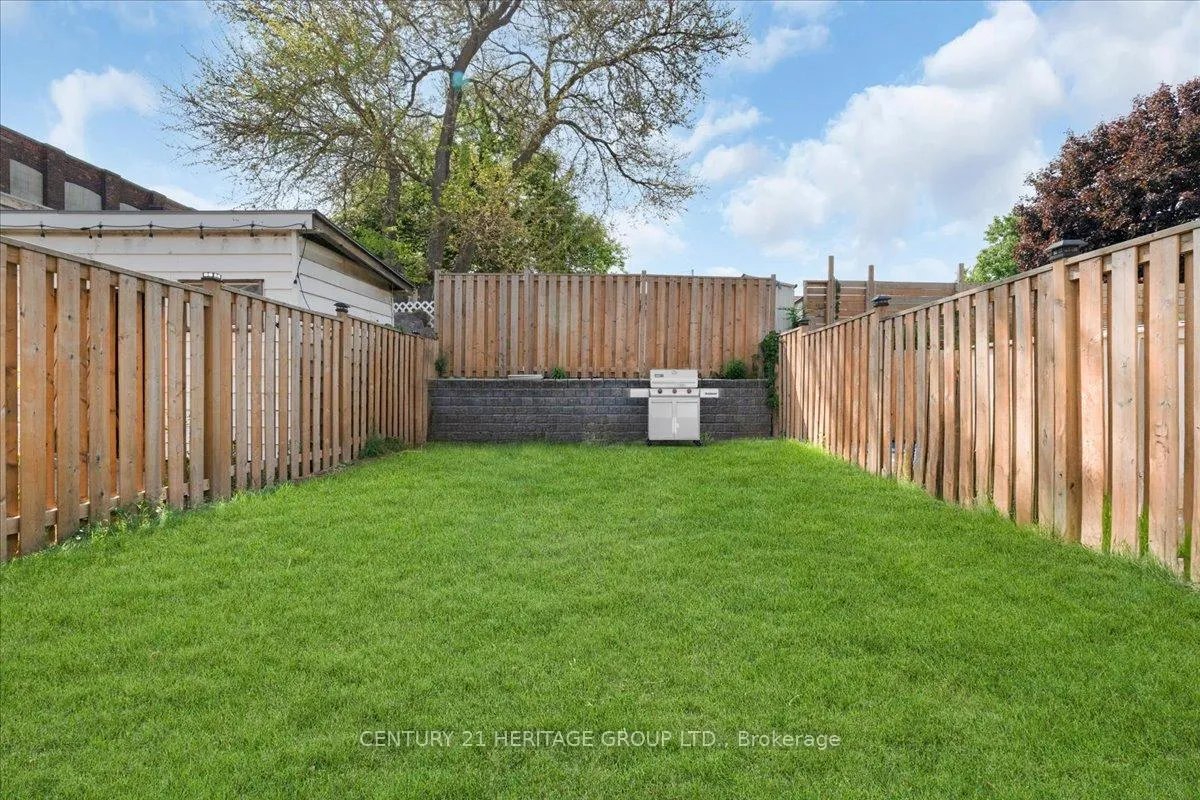 Photo 41 of 575 Mary Street, Hamilton, North End — HOMEH