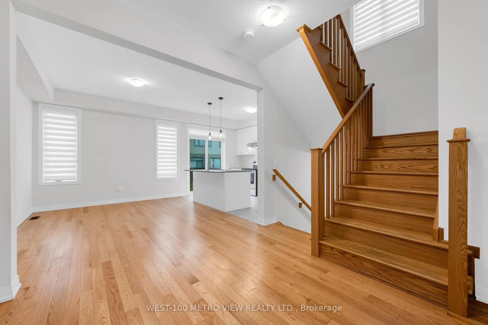 Photo 5 of 337 Provident Way, Hamilton, Mount Hope — HOMEH
