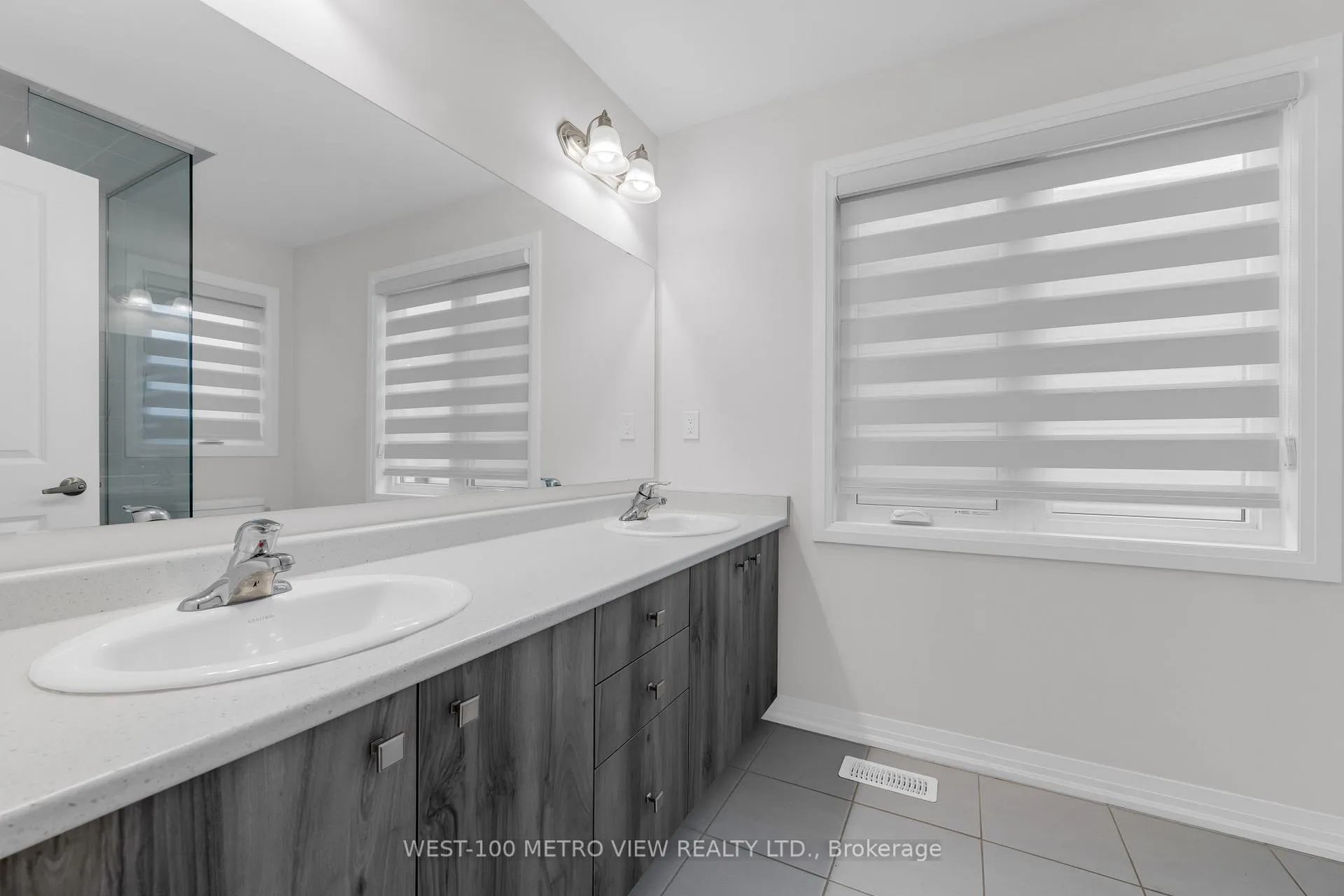 Photo 17 of 337 Provident Way, Hamilton, Mount Hope — HOMEH