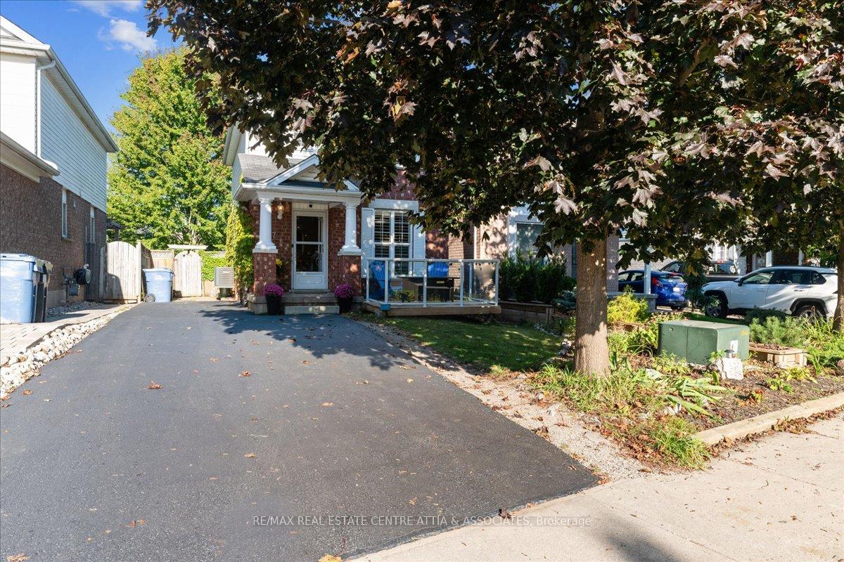 Photo 1 of 17 Starview Crescent, Guelph, Grange Road — HOMEH