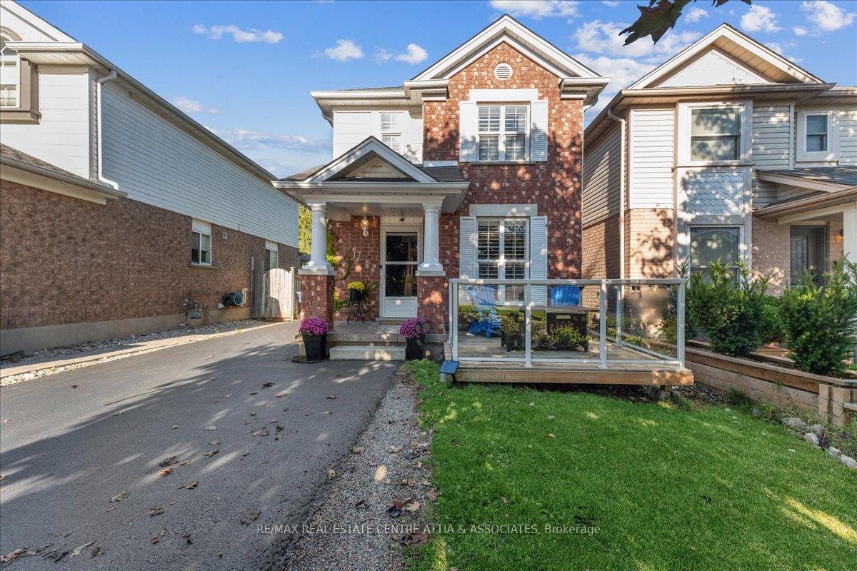Photo 3 of 17 Starview Crescent, Guelph, Grange Road — HOMEH
