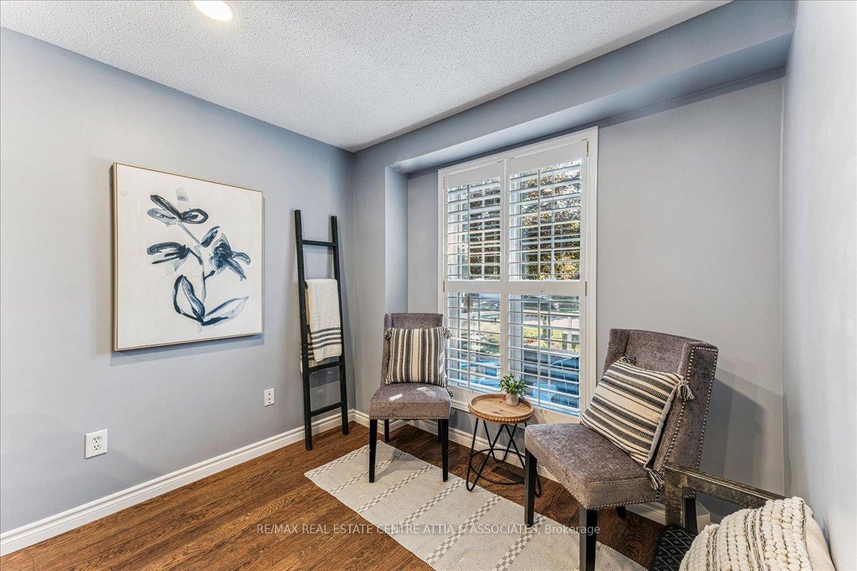 Photo 6 of 17 Starview Crescent, Guelph, Grange Road — HOMEH