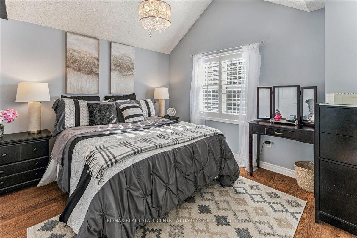 Photo 16 of 17 Starview Crescent, Guelph, Grange Road — HOMEH