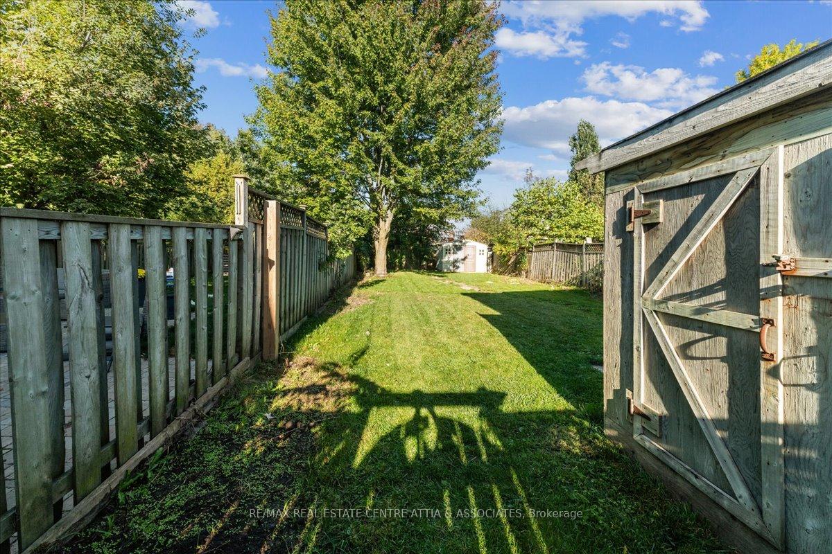 Photo 33 of 17 Starview Crescent, Guelph, Grange Road — HOMEH