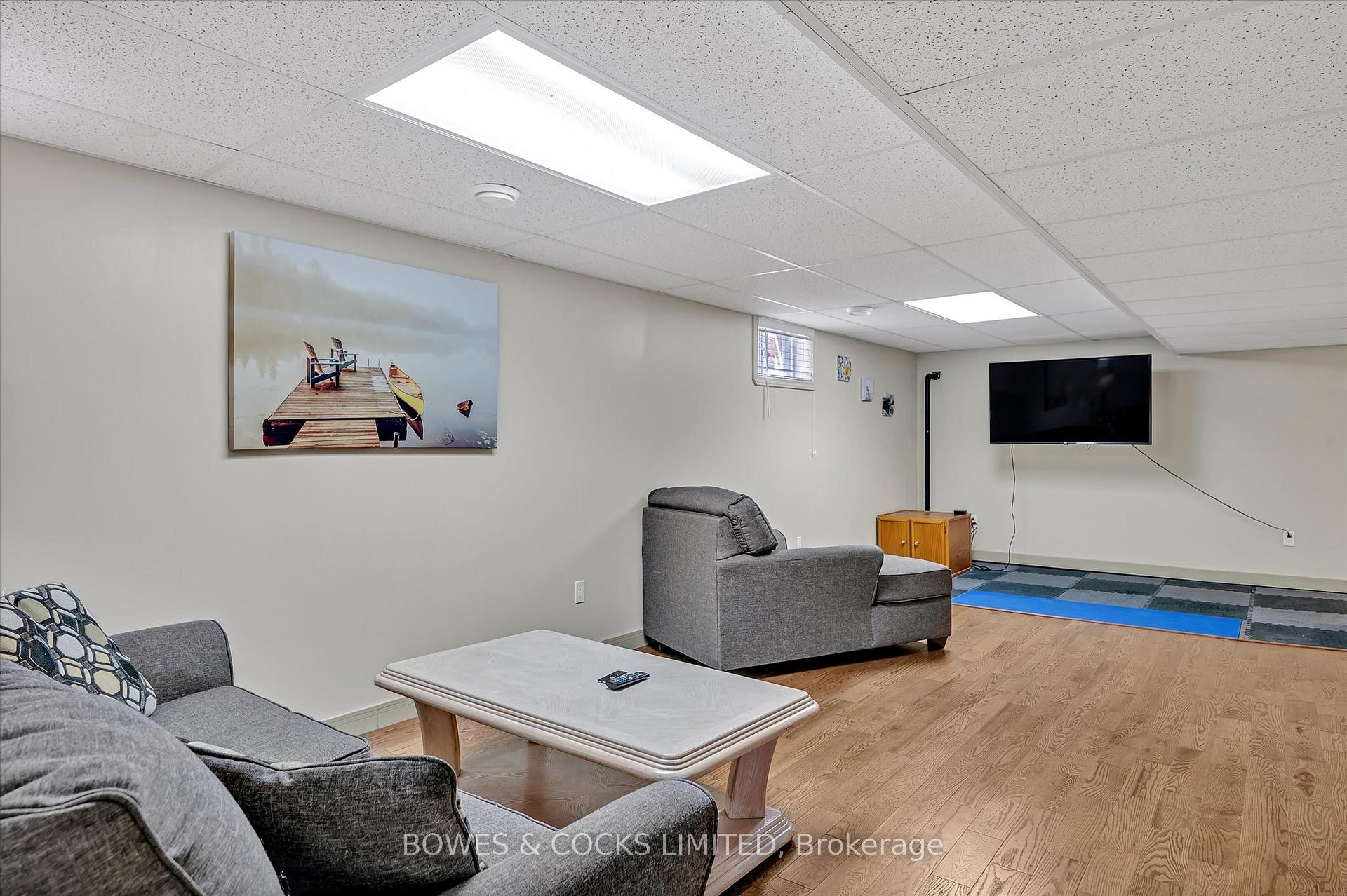 Photo 23 of 456 Cameron Street, Peterborough, Otonabee Ward 1 — HOMEH