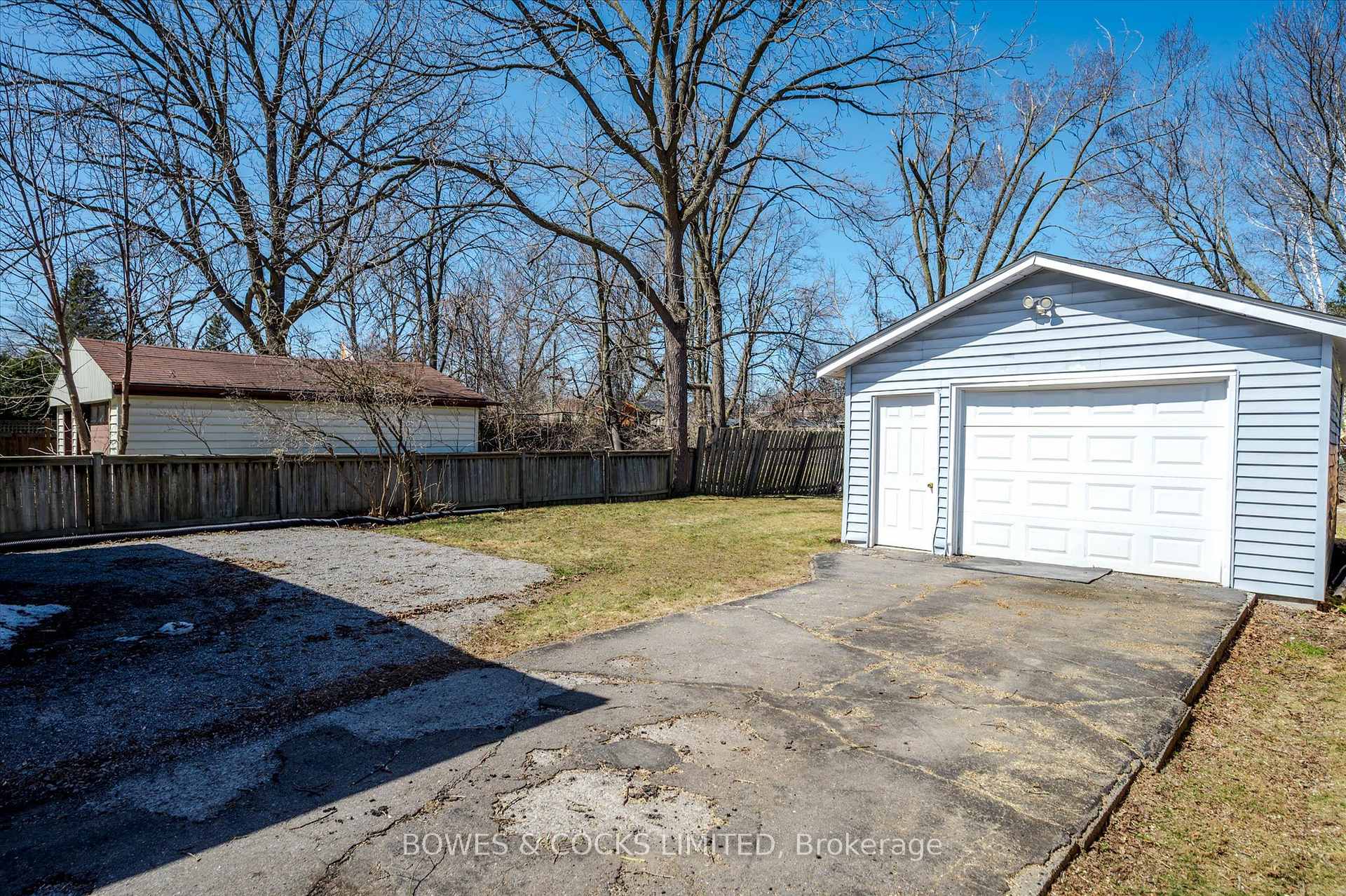 Photo 33 of 456 Cameron Street, Peterborough, Otonabee Ward 1 — HOMEH