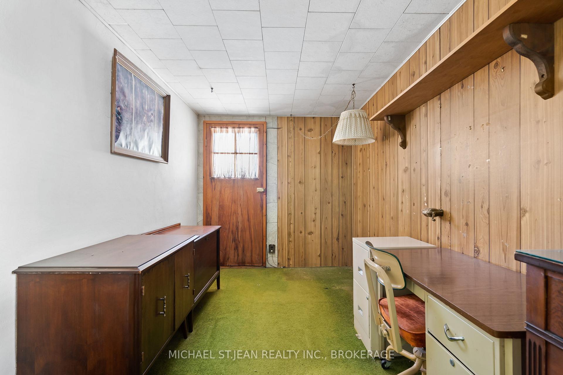 Photo 12 of 431 Maple Avenue, Grimsby, Grimsby Beach — HOMEH