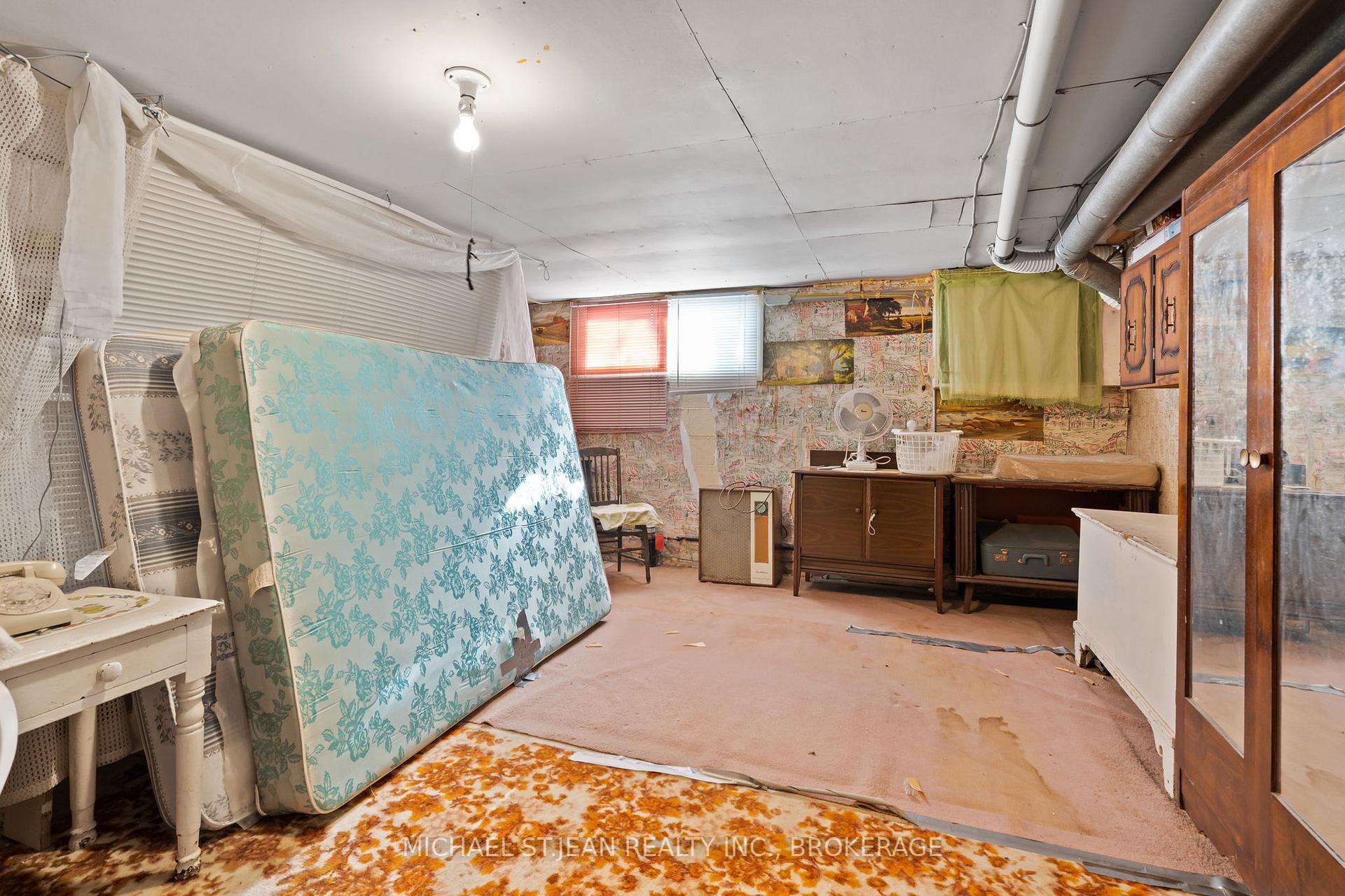 Photo 17 of 431 Maple Avenue, Grimsby, Grimsby Beach — HOMEH