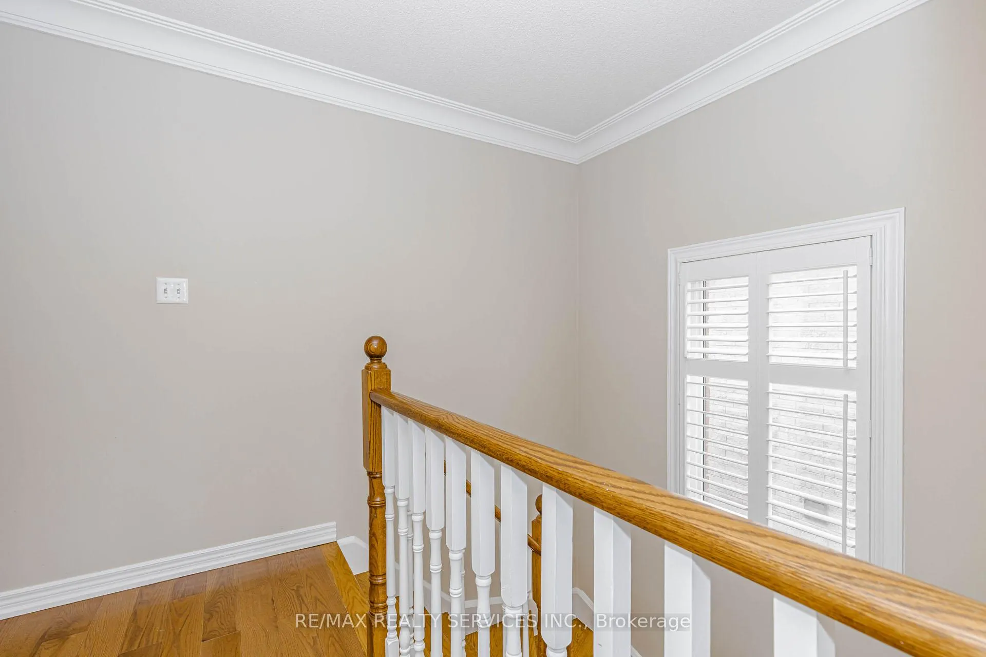 Photo 18 of 116 Chalkfarm Crescent, Brampton, Northwest Sandalwood Parkway — HOMEH
