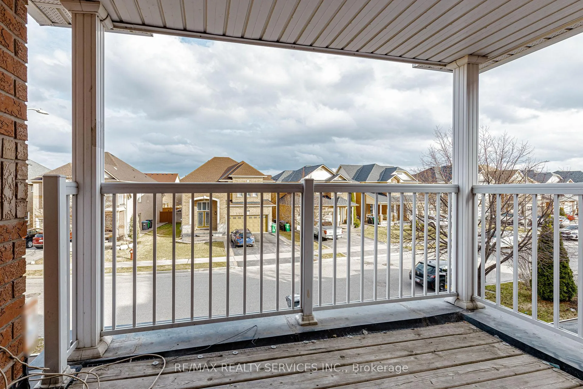 Photo 34 of 116 Chalkfarm Crescent, Brampton, Northwest Sandalwood Parkway — HOMEH