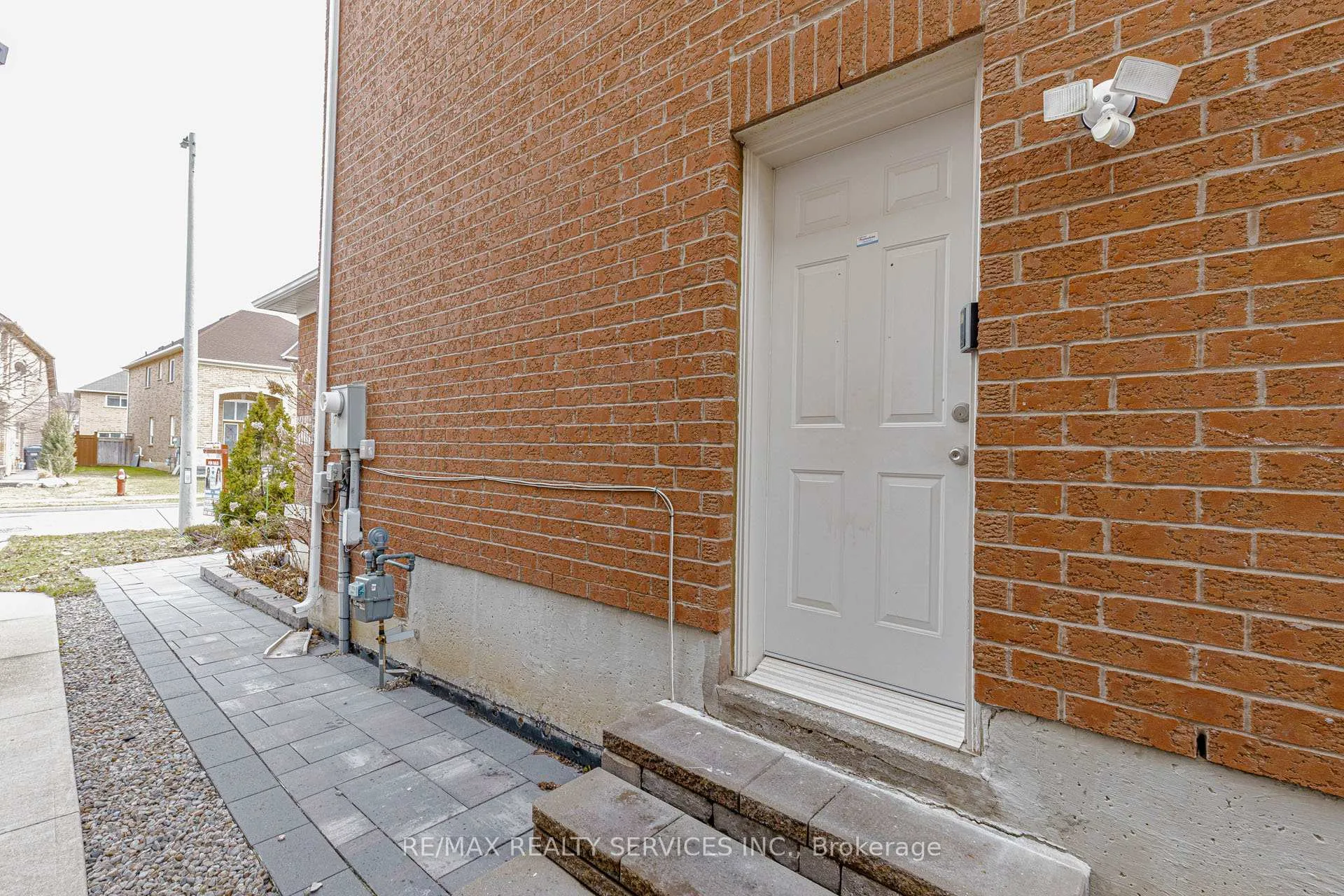 Photo 37 of 116 Chalkfarm Crescent, Brampton, Northwest Sandalwood Parkway — HOMEH
