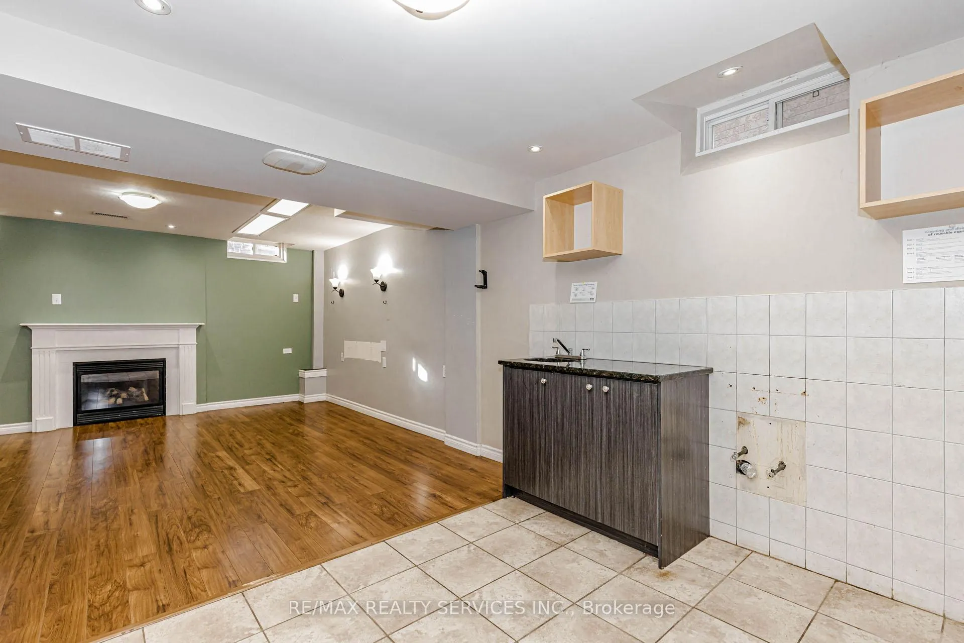 Photo 41 of 116 Chalkfarm Crescent, Brampton, Northwest Sandalwood Parkway — HOMEH