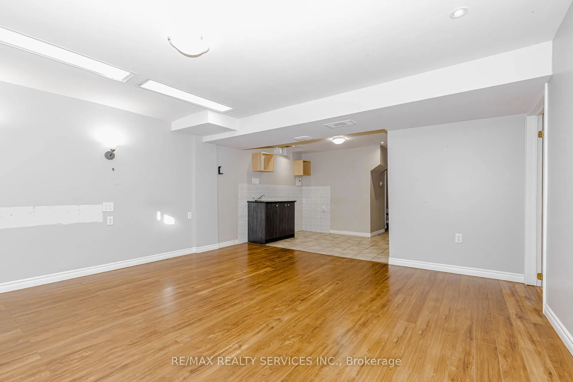Photo 42 of 116 Chalkfarm Crescent, Brampton, Northwest Sandalwood Parkway — HOMEH