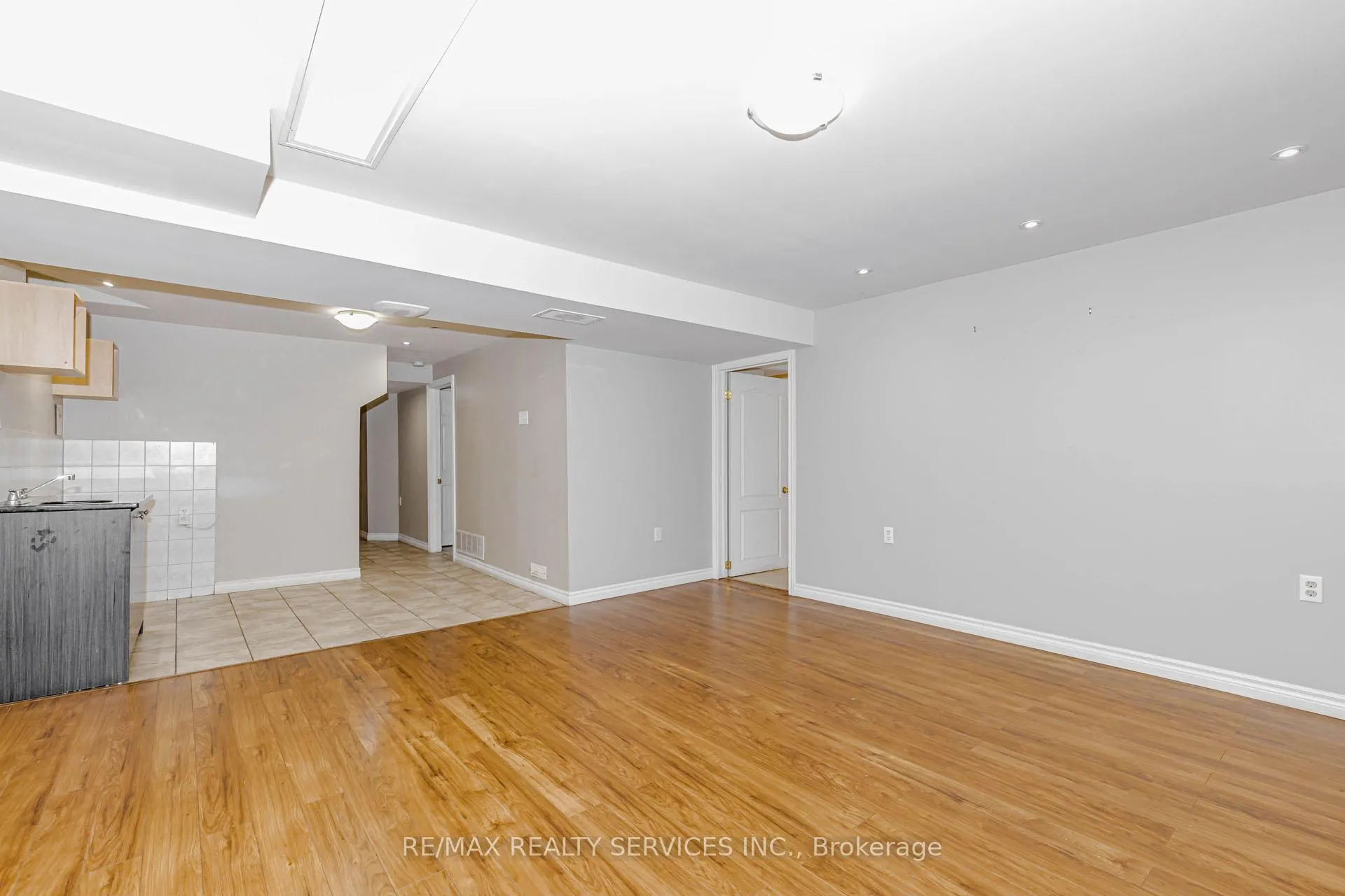 Photo 43 of 116 Chalkfarm Crescent, Brampton, Northwest Sandalwood Parkway — HOMEH