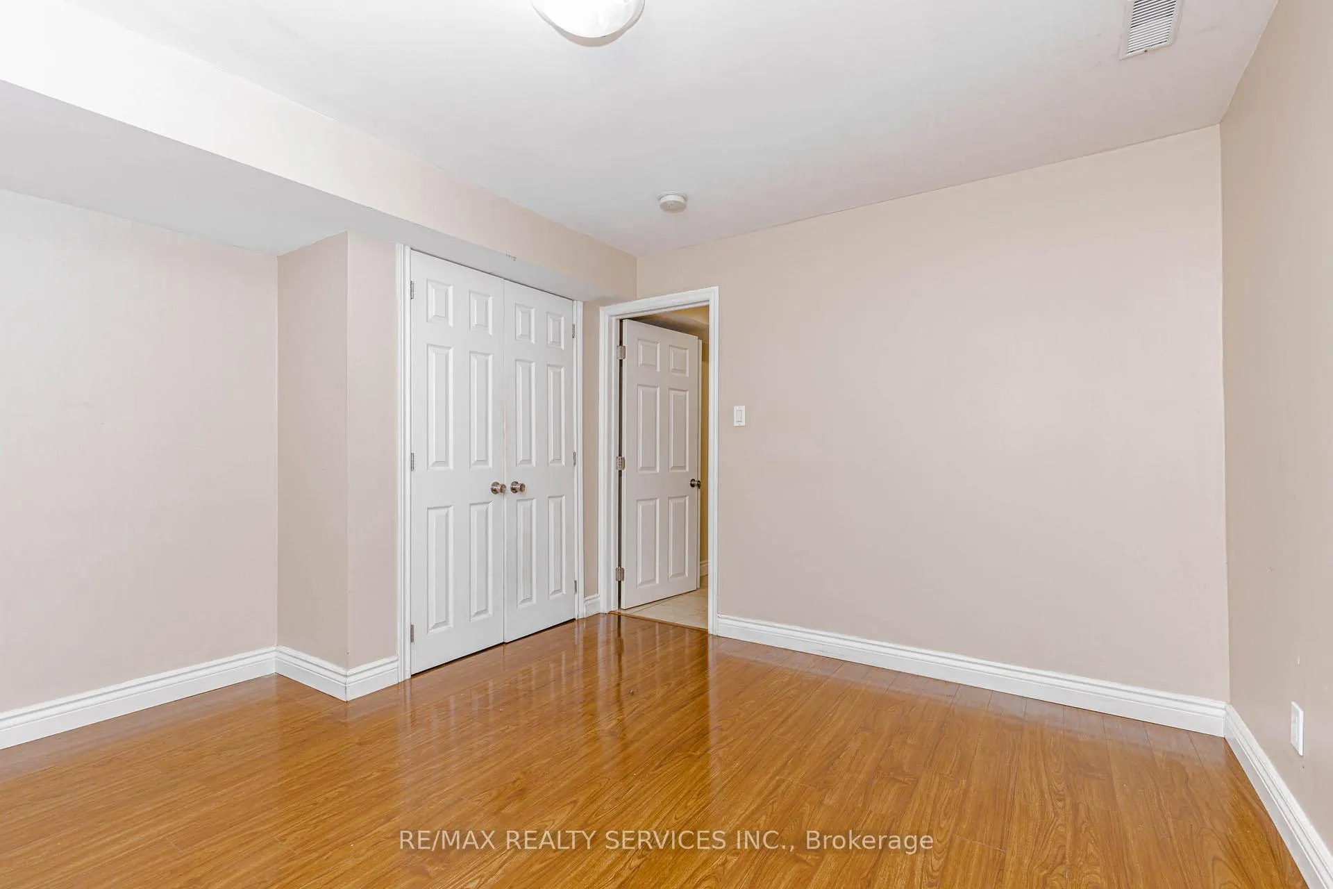 Photo 47 of 116 Chalkfarm Crescent, Brampton, Northwest Sandalwood Parkway — HOMEH