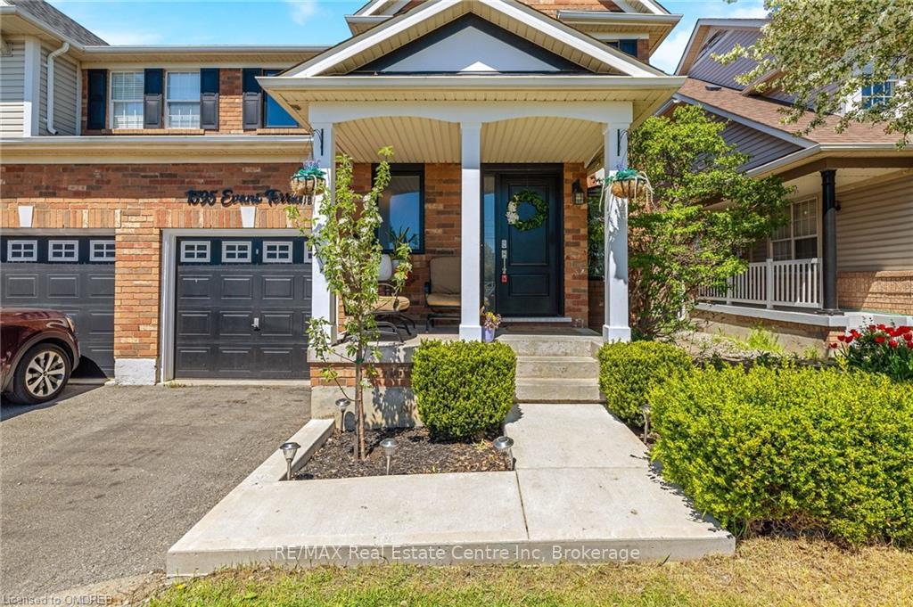 Photo 4 of 1595 Evans Terrace, Milton, Clarke — HOMEH