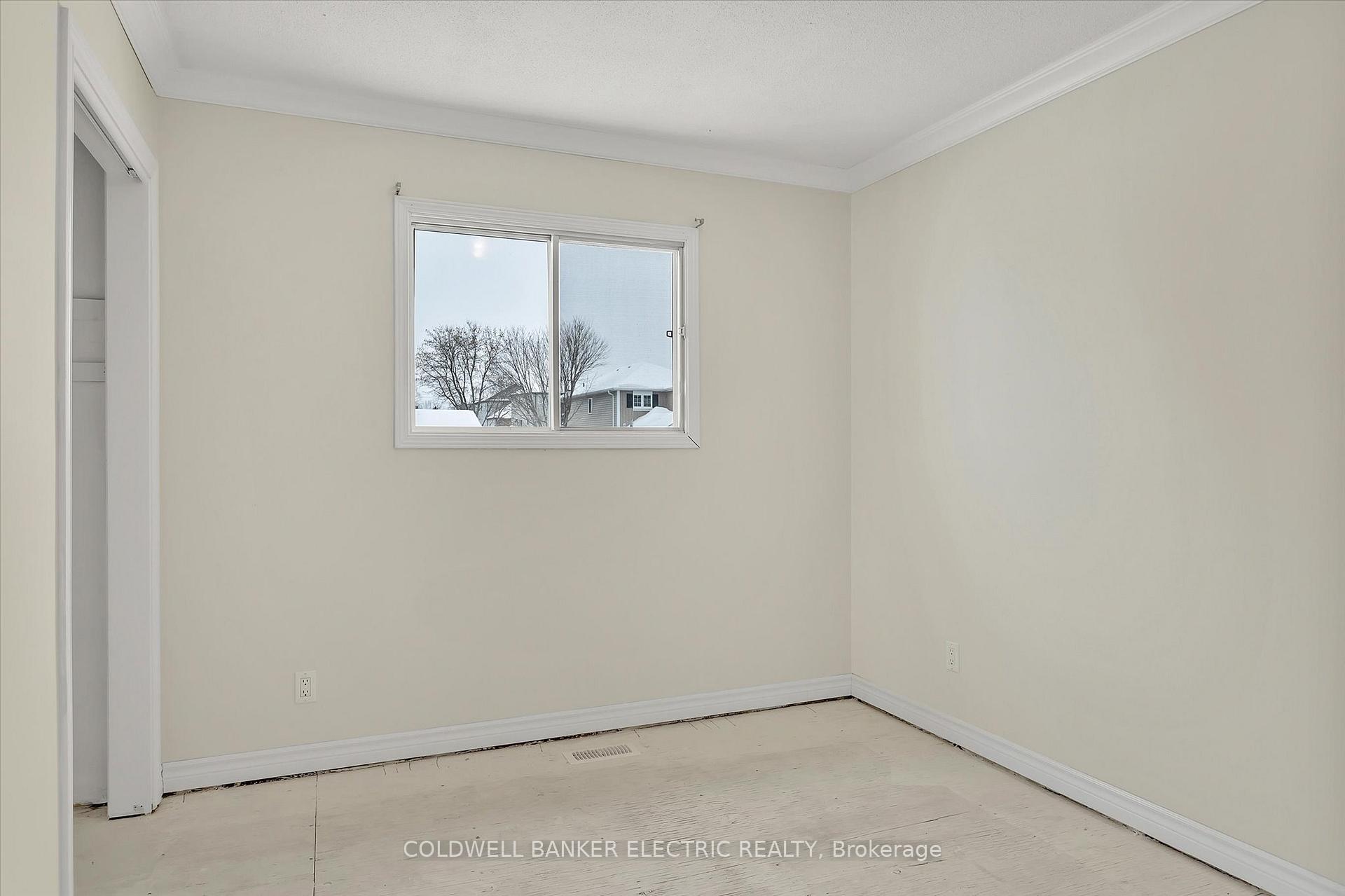 Photo 14 of 329 Middlefield Road, Peterborough, Ashburnham Ward 4 — HOMEH