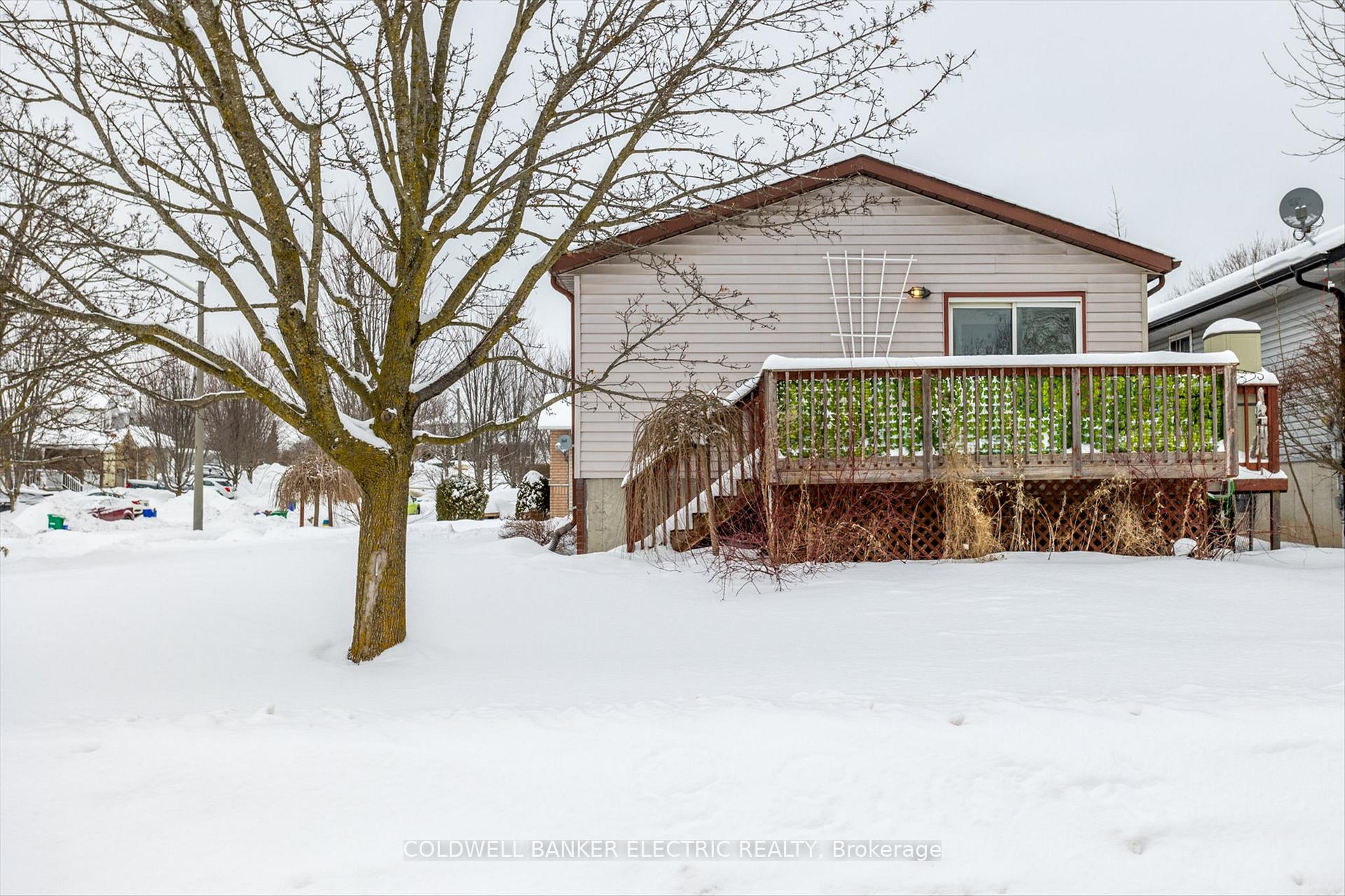 Photo 31 of 329 Middlefield Road, Peterborough, Ashburnham Ward 4 — HOMEH