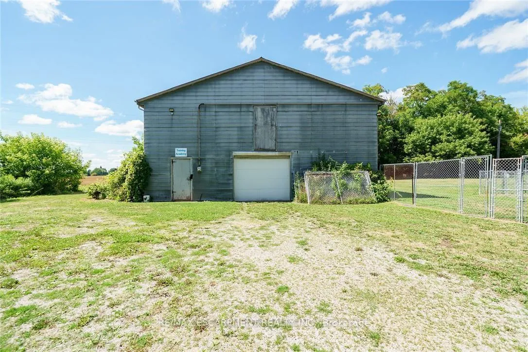 Photo 8 of 226 Carluke Road E, Hamilton, Rural Ancaster — HOMEH