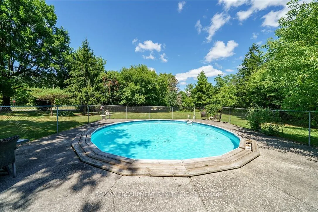 Photo 35 of 226 Carluke Road E, Hamilton, Rural Ancaster — HOMEH