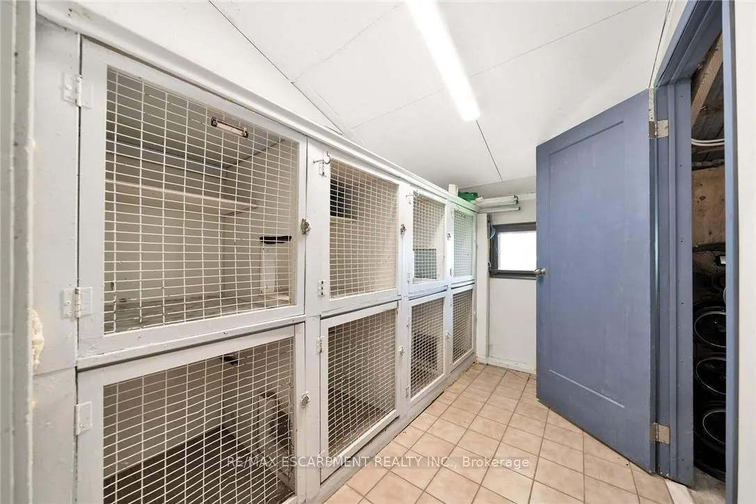 Photo 38 of 226 Carluke Road E, Hamilton, Rural Ancaster — HOMEH
