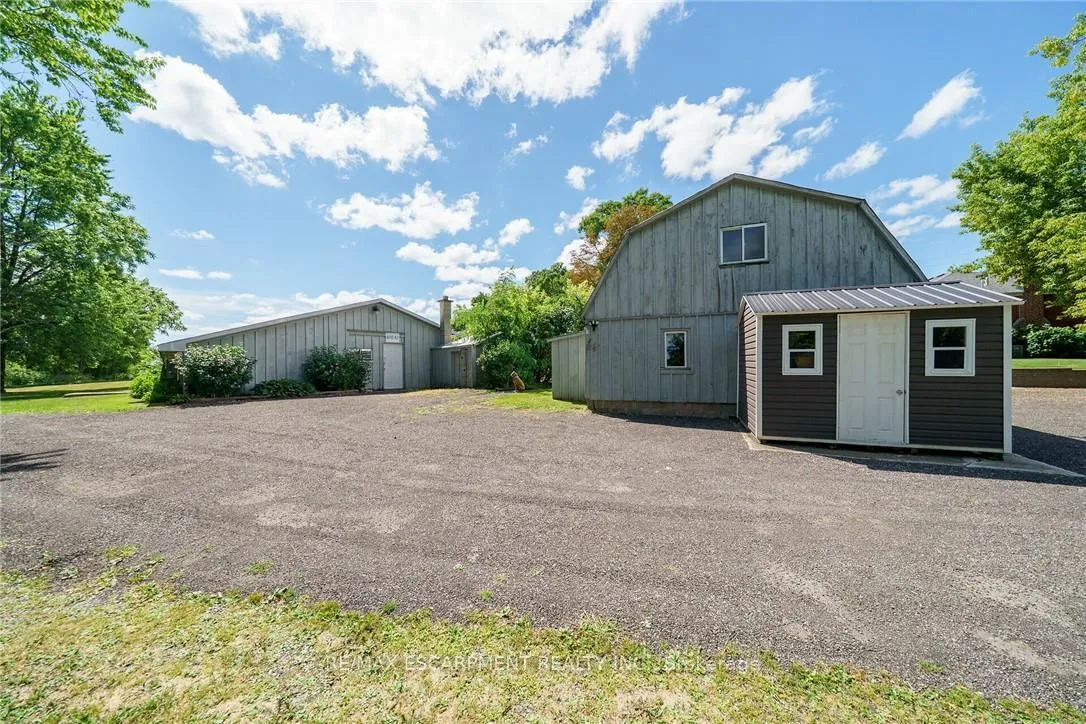 Photo 41 of 226 Carluke Road E, Hamilton, Rural Ancaster — HOMEH