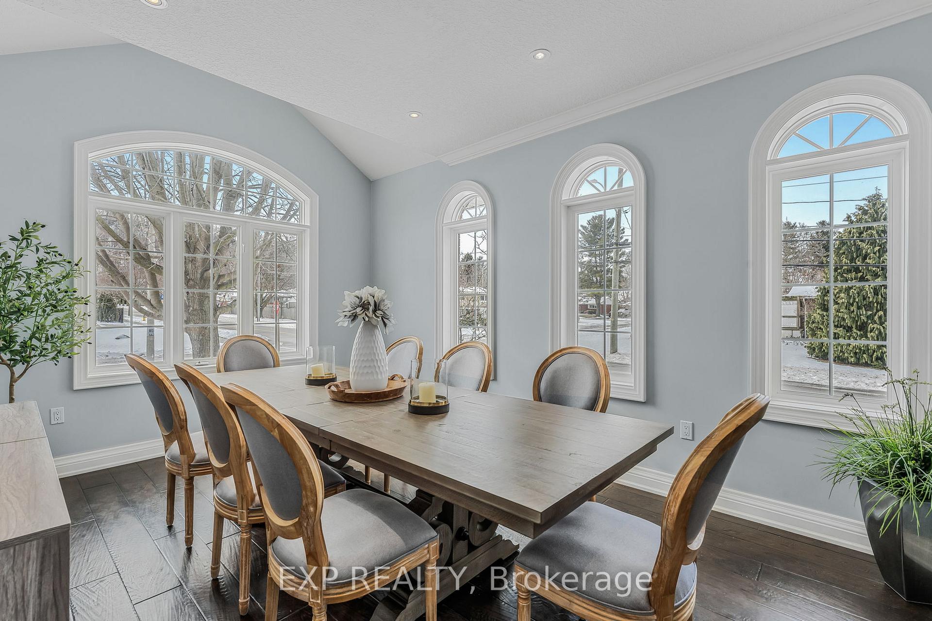 Photo 6 of 1 Evergreens Drive, Grimsby, Grimsby West — HOMEH