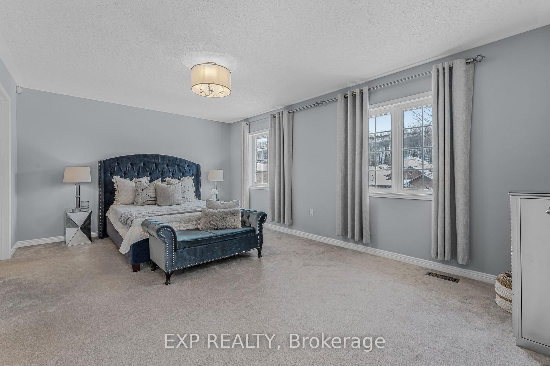 Photo 29 of 1 Evergreens Drive, Grimsby, Grimsby West — HOMEH